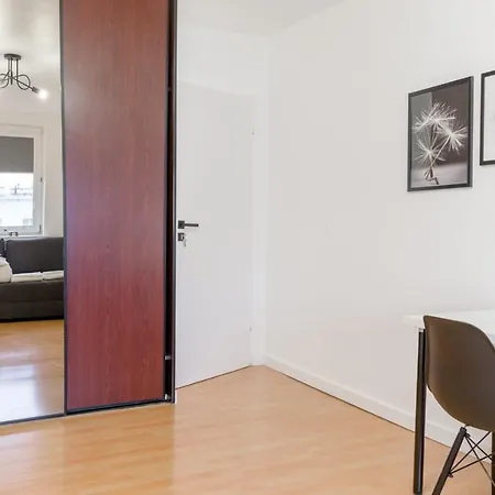Apartment Pulawska 105