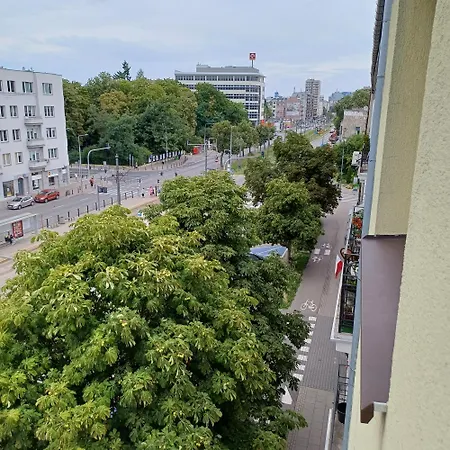 Pulawska 105 公寓 *